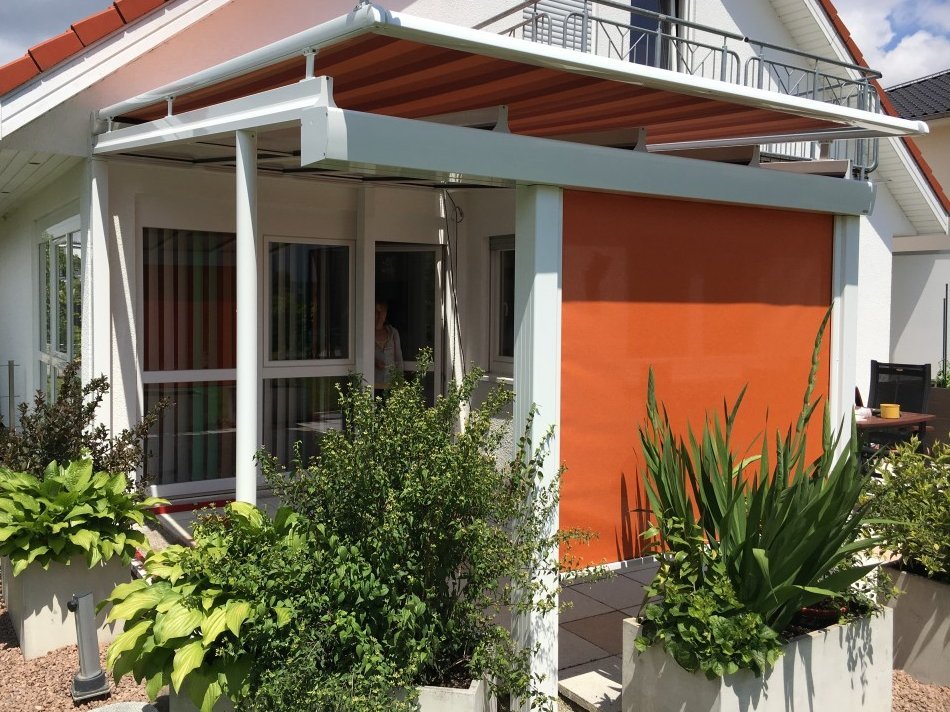 Zipscreen mit orangenem Screenstoff