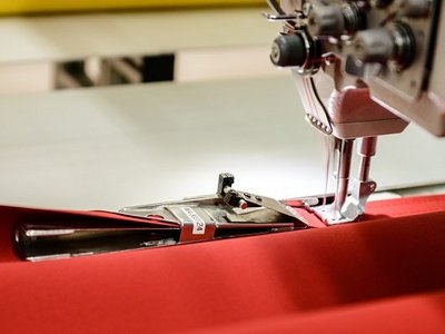 Genähtes Markisentuch Nähmaschine für Markisentuch Detailansicht