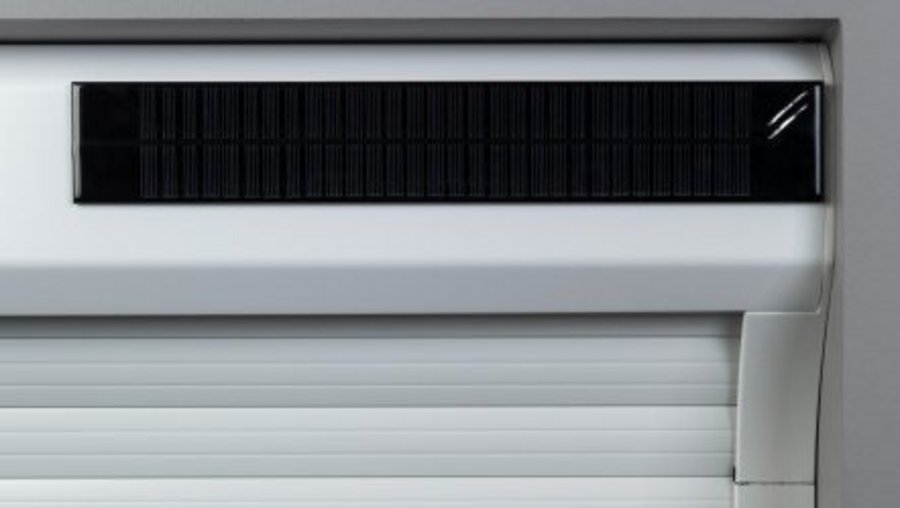Heim Und Haus Solar Rollladen Akku Wechseln Anleitung Solarantrieb für Rollladen | HEIM & HAUS Magazin