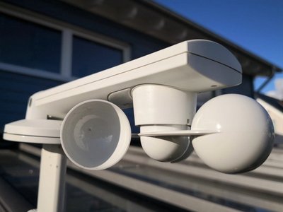 Qualitätsmerkmal Wetterwächter Sonnen-, Wind- und Regenwächter in Nahaufnahme