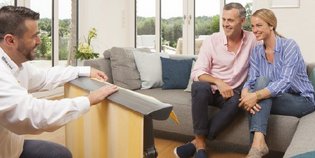 HEIM & HAUS Bild eines Kundengesprächs der VL Seite Dresden