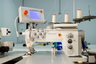 Naehmaschine in der Produktion