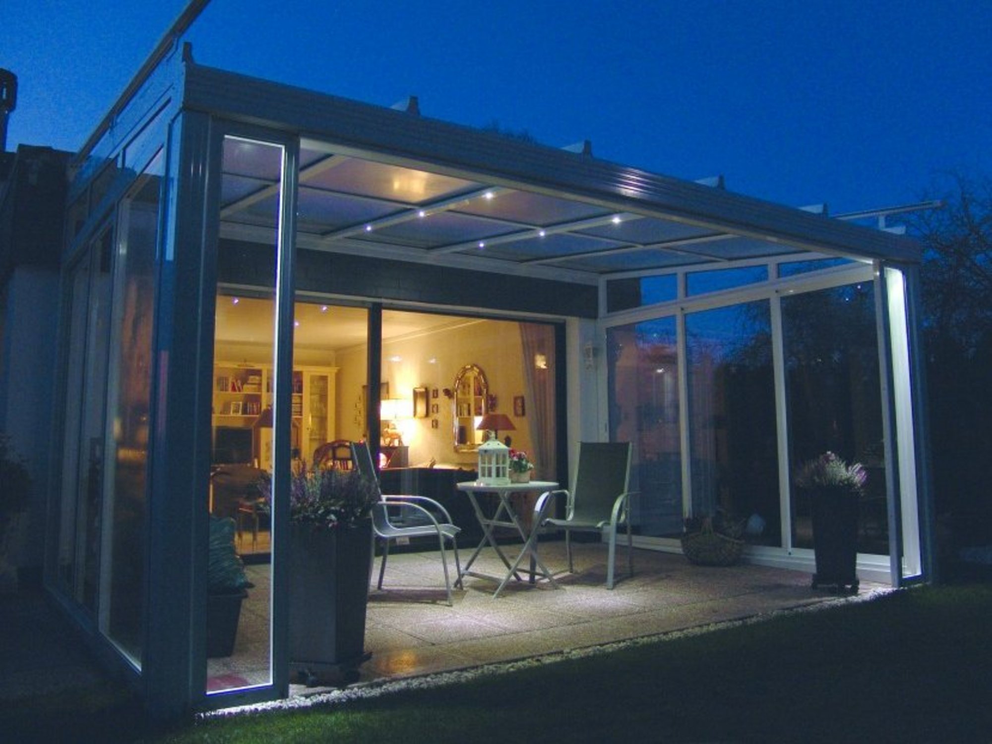 Wetterschutz für die Terrasse: Praktisch und dekorativ | HEIM & HAUS