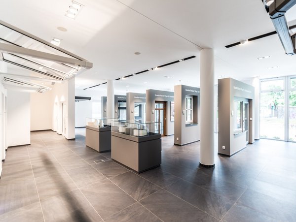 HEIM & HAUS Ausstellung Ausstellung Fenster und Vordächer