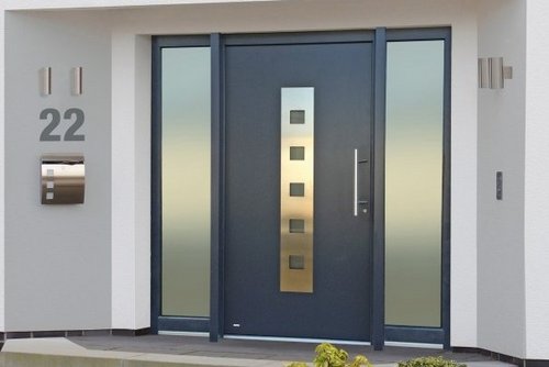 Haustür anthrazit mit Eingangsbereich